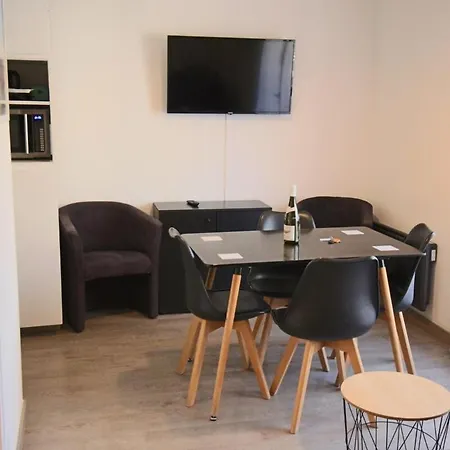 25 M2 L'aix'quise, Hyper Centre-ville, Balcon Apartment