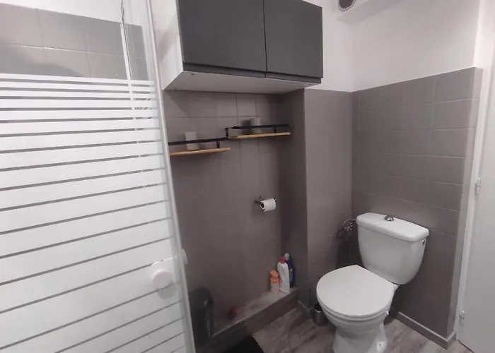 Apartment 25 M2 L'aix'quise, Hyper Centre-ville, Balcon *